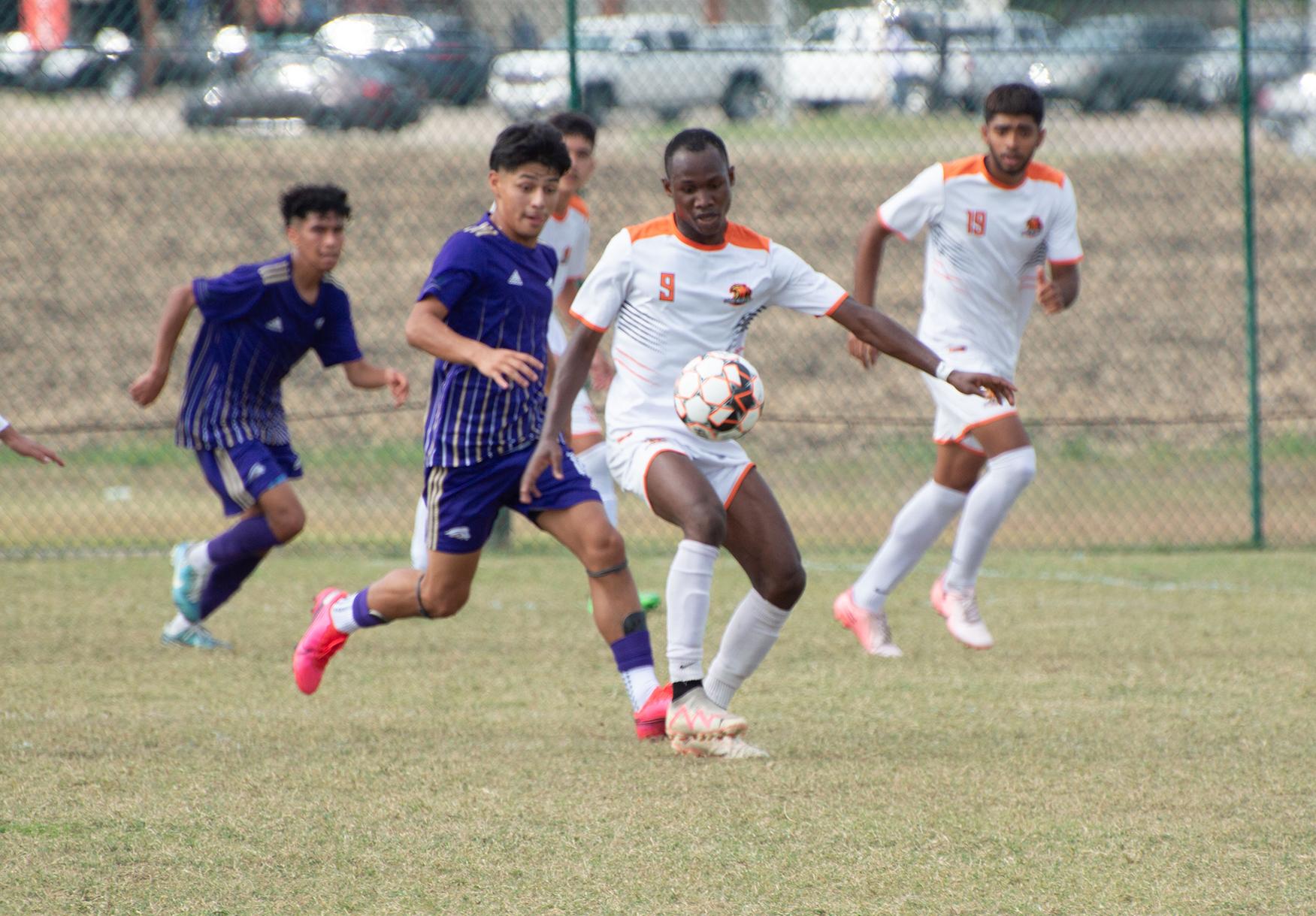 Kamate Signs with Windsor City FC