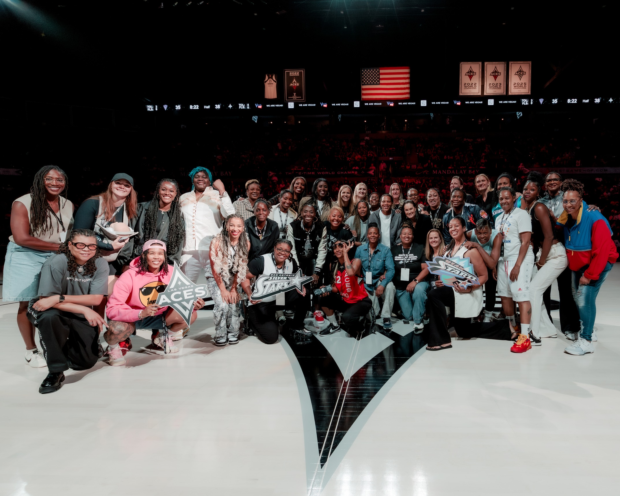 Dickerson Honored During WNBA, Aces' 30-Year Alumni Weekend